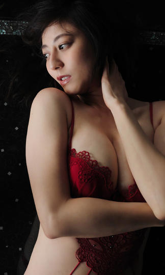 国产亚洲日韩在线三区麻豆